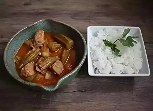 Gombos bamya sauce tomate