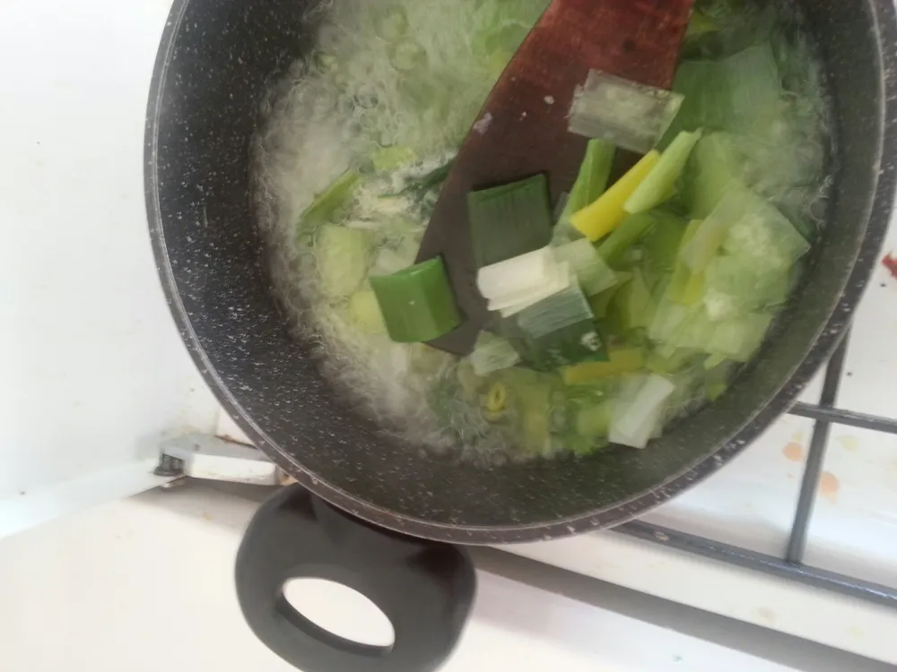 Huitres sur lit de poireaux à la béchamel