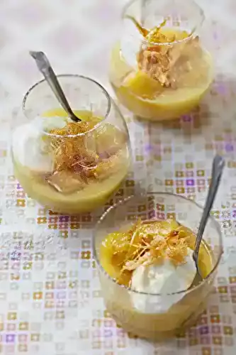 Iles flottantes sur ananas caramélisé