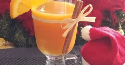 Jus d'orange chaud de Noël
