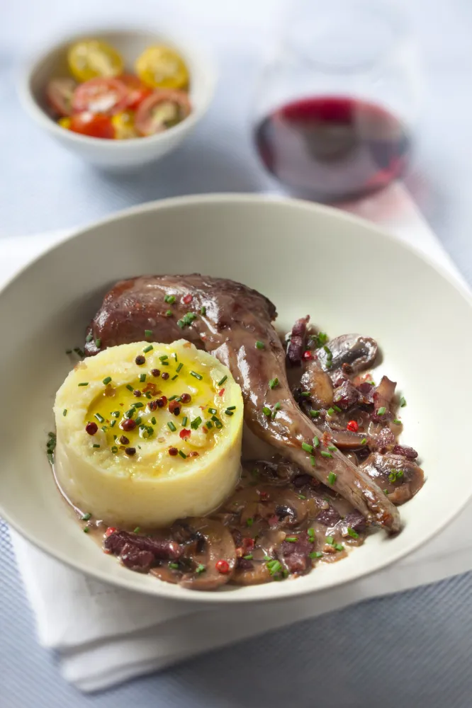 Lapin en civet à l'ancienne