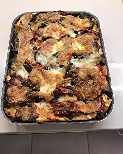 Lasagnes végétariennens aux légumes d'été (courgette, aubergine, poivron, tomates...)