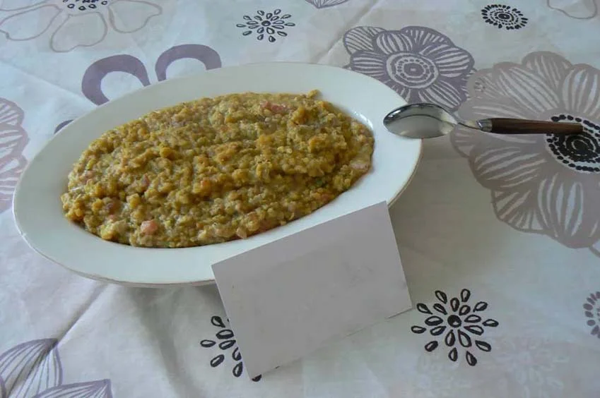 Lentilles à l'indienne (gingembre, curcuma, ail)