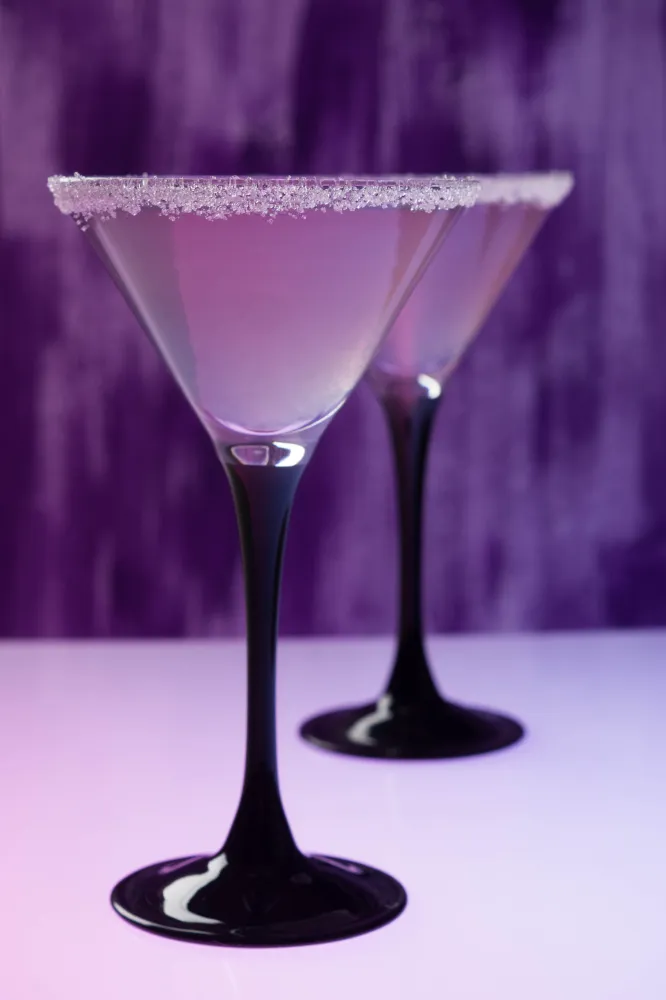 Liqueur bleue à la violette