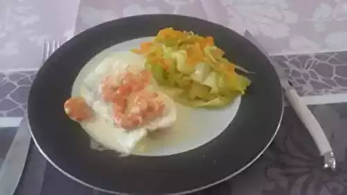 Lotte facile aux crevettes et à la crème