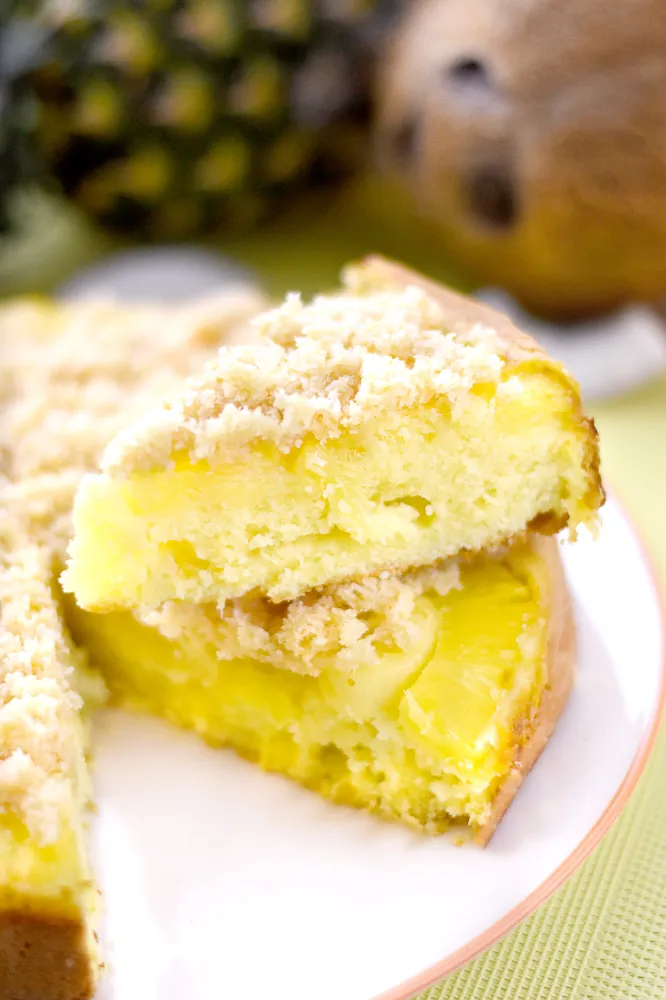 Moelleux à l'ananas façon Pina Colada et son croustillant à la noix de coco