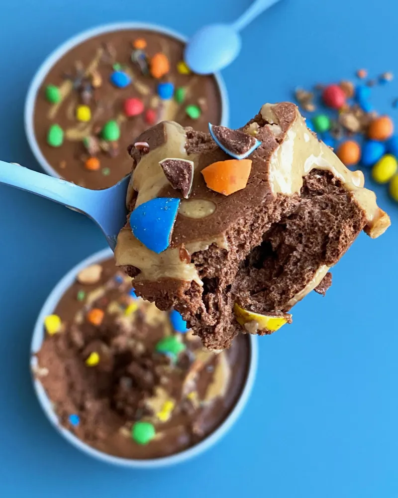 Mousse au chocolat, beurre de cacahuètes et M&M’s de Frédéric