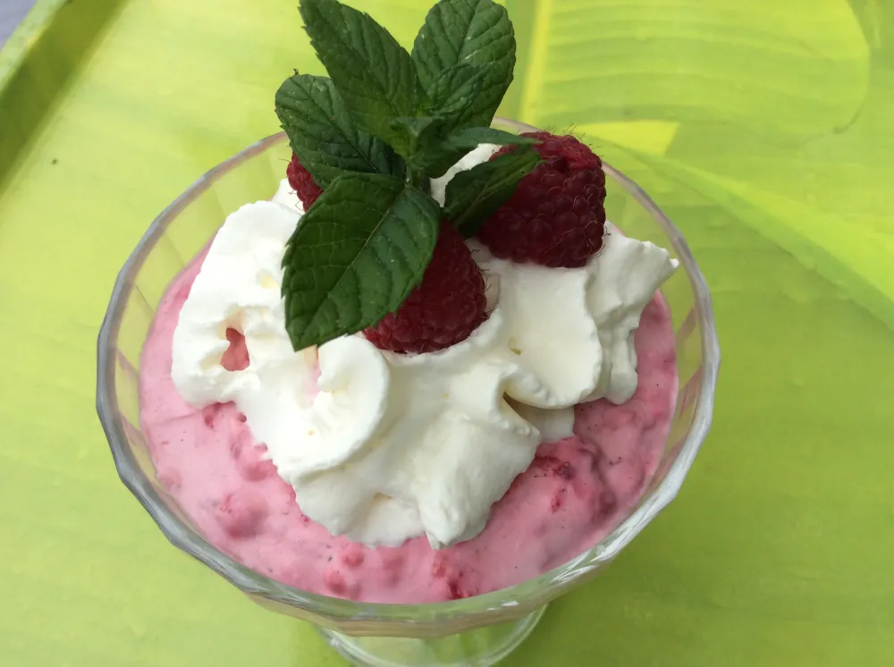 Mousse aux framboises facile