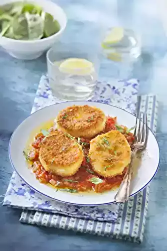 Mozzarella panée sur coulis de tomates
