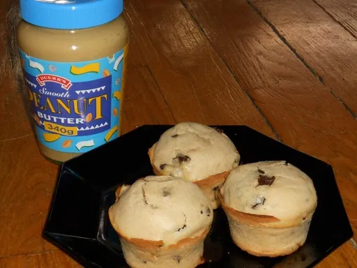 Muffins au beurre de cacahuètes et pépites de chocolat