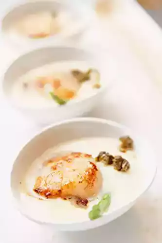 Noix de saint-jacques à la crème d ail