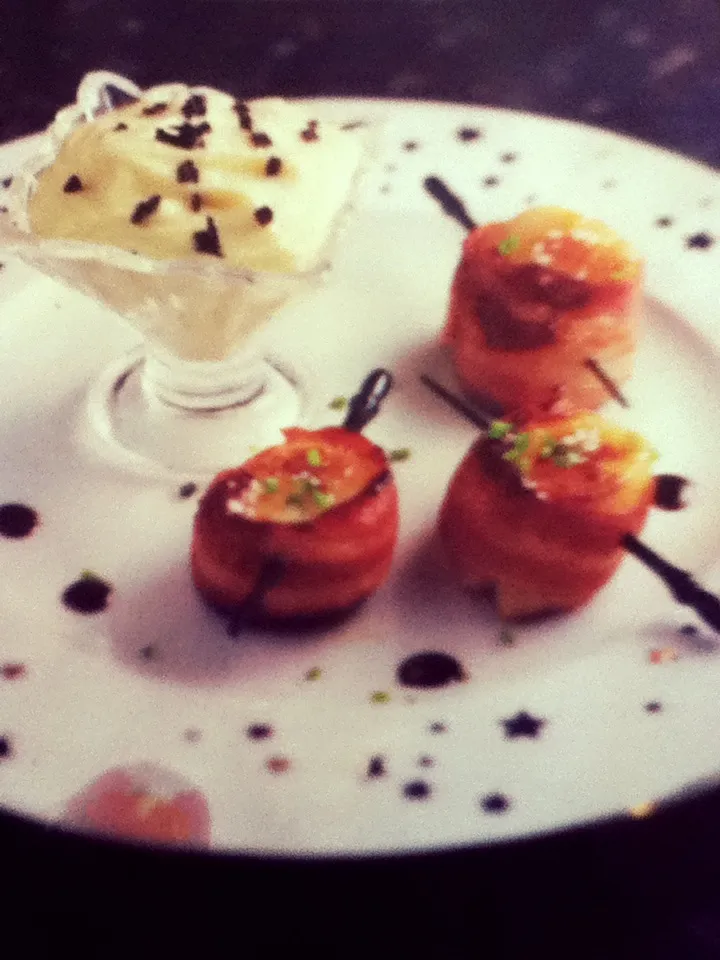 Noix de saint-jacques au whisky et sa mousse de céleri