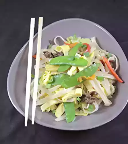 Nouilles chinoises sautées aux légumes