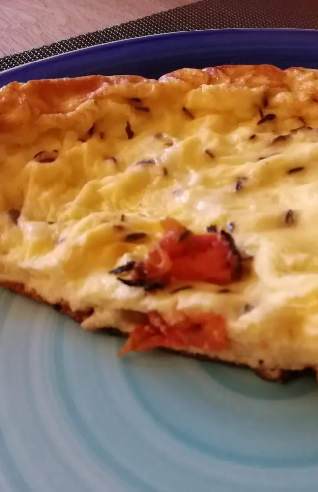 Oeufs brouillés mozzarella tomate