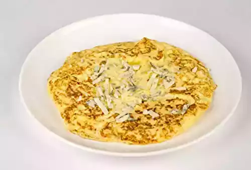 Omelette au roquefort
