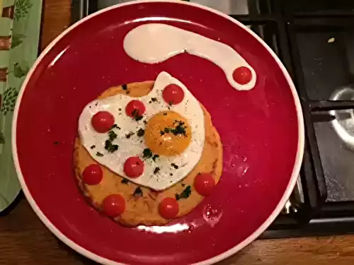 Pancakes de carottes accompagnés de sa sauce tahini