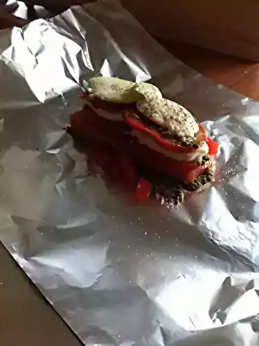 Papillote de poisson aux legumes d'été, miel et gingembre