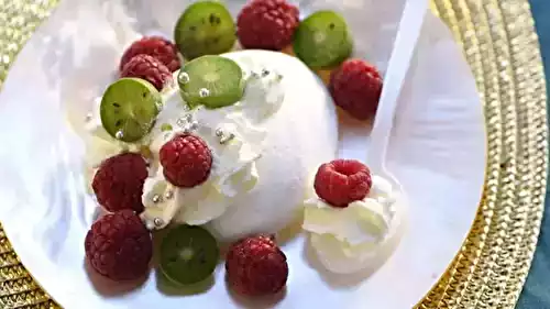 Petite pavlova aux fruits