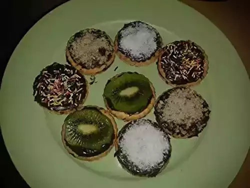 Petits palets au chocolat, au miel et au kiwi