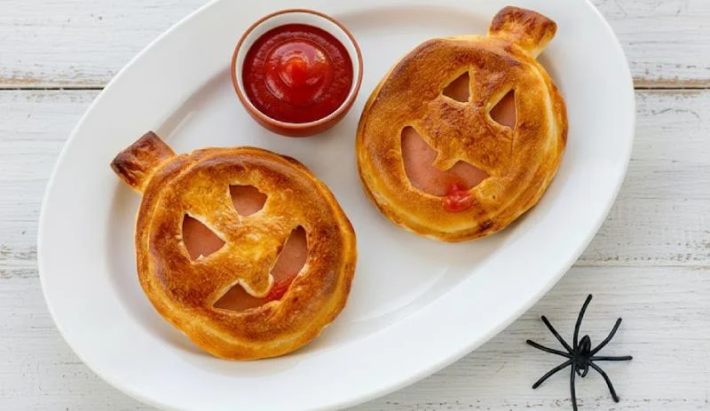 Pizza Calzone Halloween