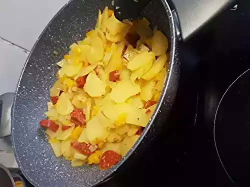 Poêlée délicieuse de fenouil, chorizo et pomme de terre