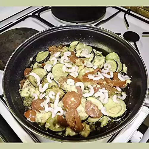 Poêlée estivale de courgettes et crevettes
