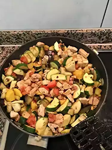 Poêlée mijotée de poulet aux légumes