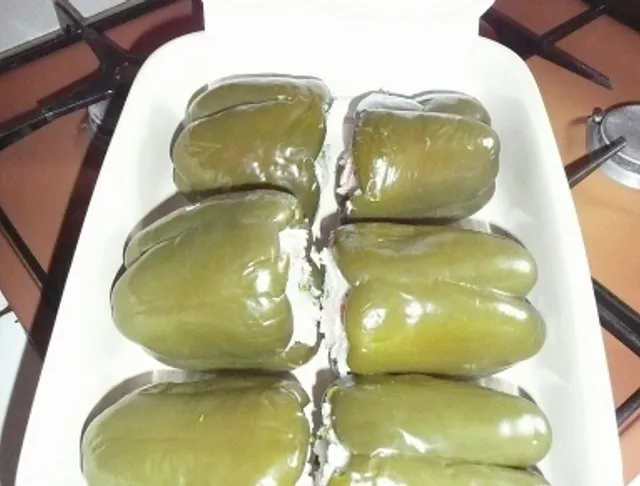 Poivrons farcis aux riz et  lardons