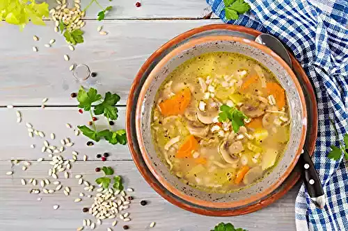 Potage à l'orge et à la viande des grisons au companion