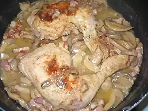 Poulet aux lardons et aux champignons