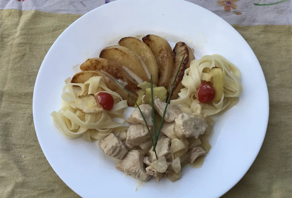 Poulet aux poires, coco et gingembre