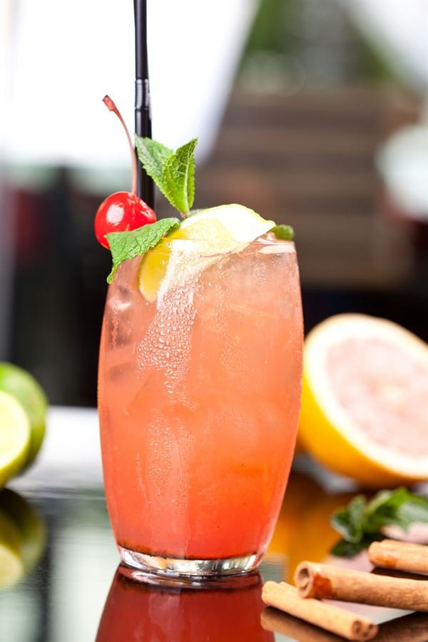 Punch fruité à la grenadine