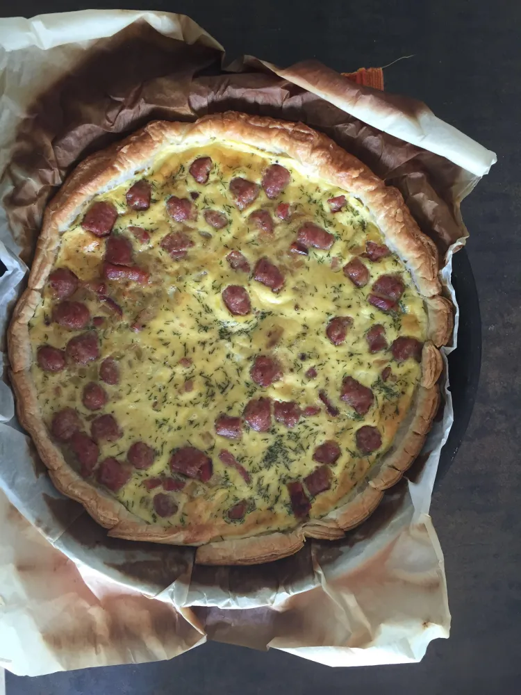 Quiche lardons saucisses
