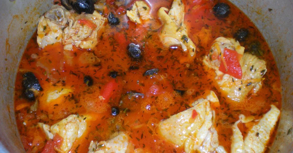 Ragoût de poulet à l'orange et aux olives noires