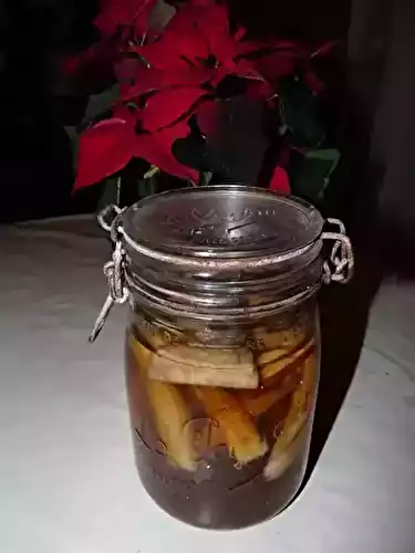 Rhum arrangé de bananes, vanille et cannelle