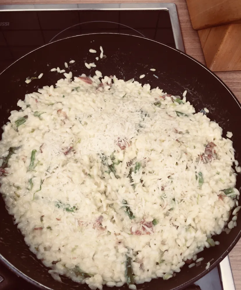 Risotto d'asperges vertes et coppa