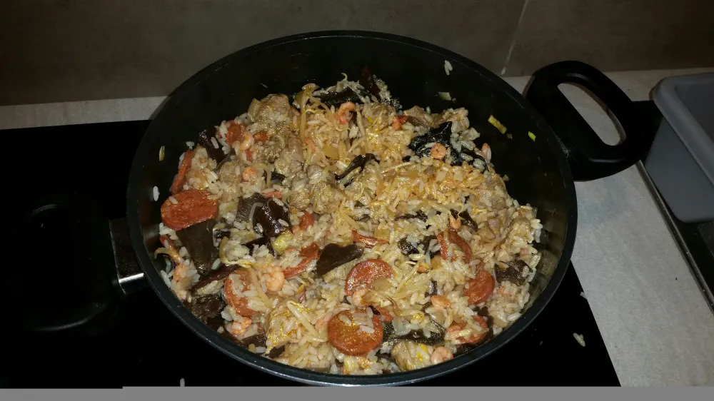 Riz façon cantonnaise (plat complet)