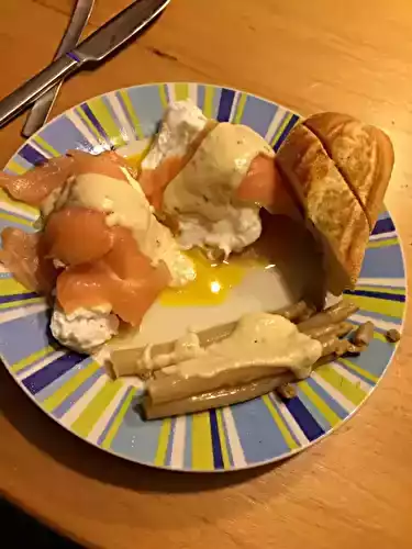 Roulade de saumon à l'oeuf poché