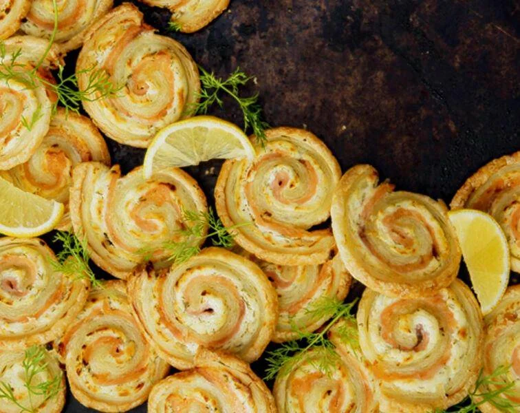 Rouleau feuilleté au saumon