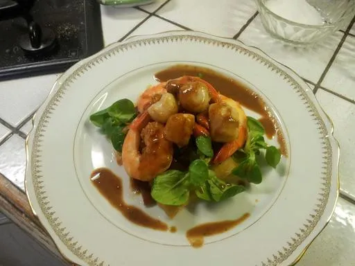 Saint-Jacques sur compoté d'oignons