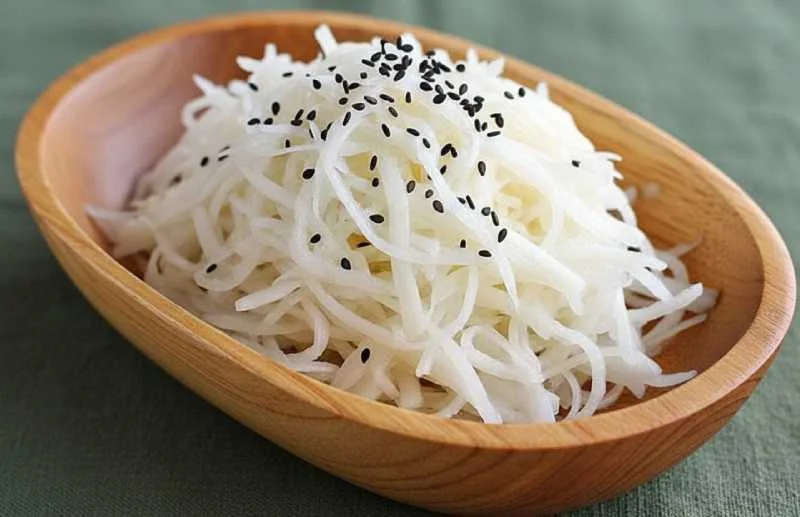 Salade de chou blanc à la japonaise : la recette facile et ultra croquante