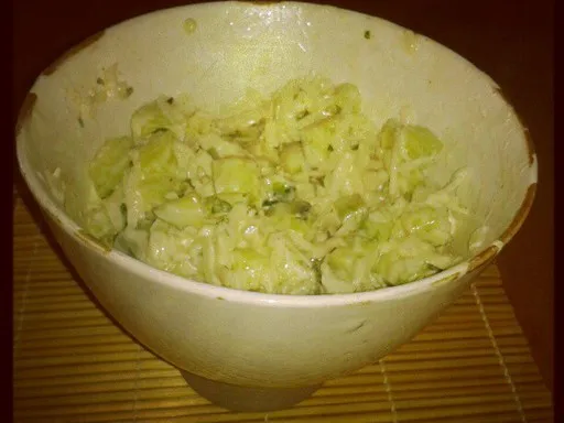 Salade de concombre et radis noir râpé