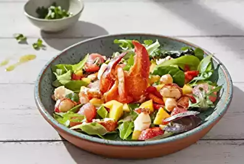 Salade de homard et crevettes à la vinaigrette de framboise et fraise