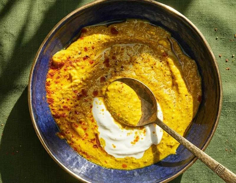 Sauce au yaourt et à la moutarde : l’accompagnement rapide et sain