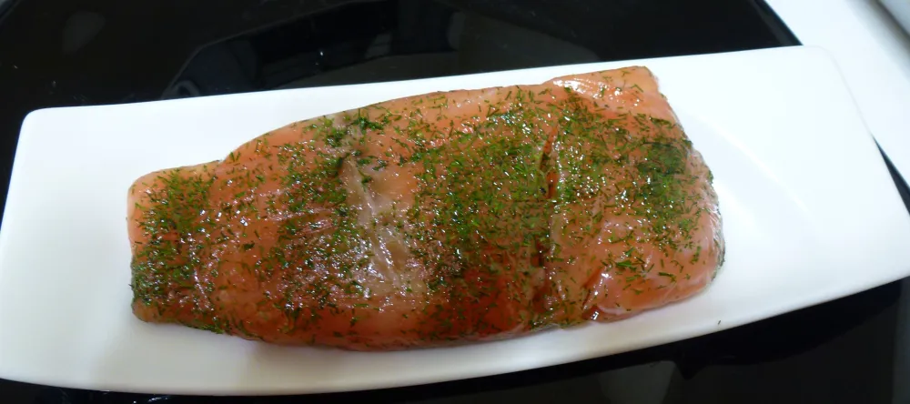 Saumon à la scandinave gravelax