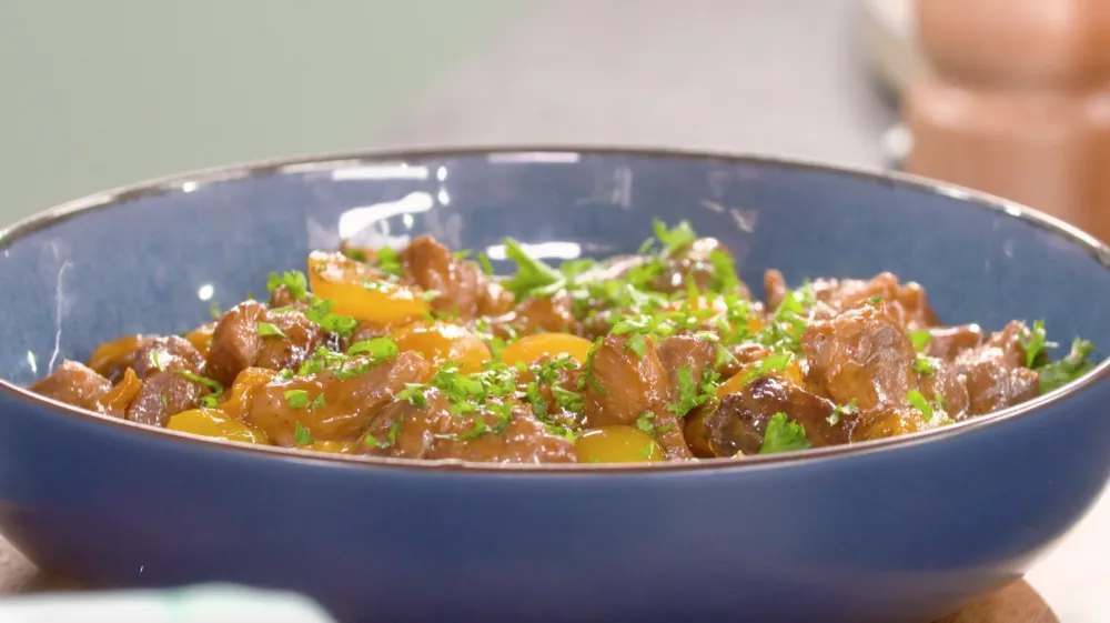Sauté de porc aux mirabelles par Laurent Mariotte