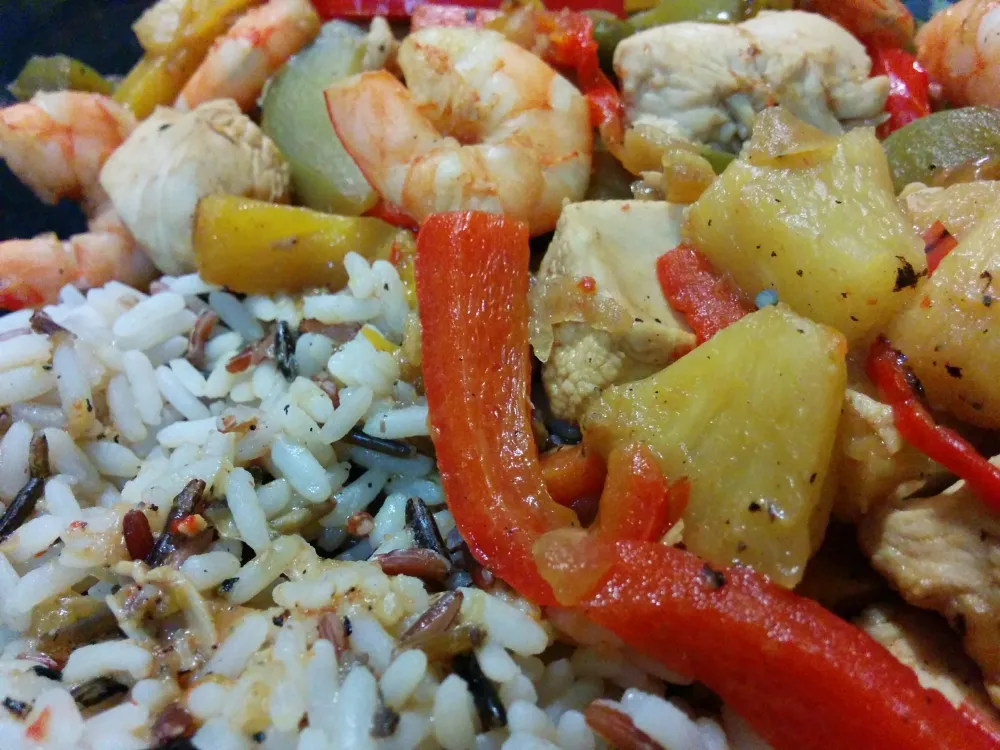 Sauté de poulet à l'ananas