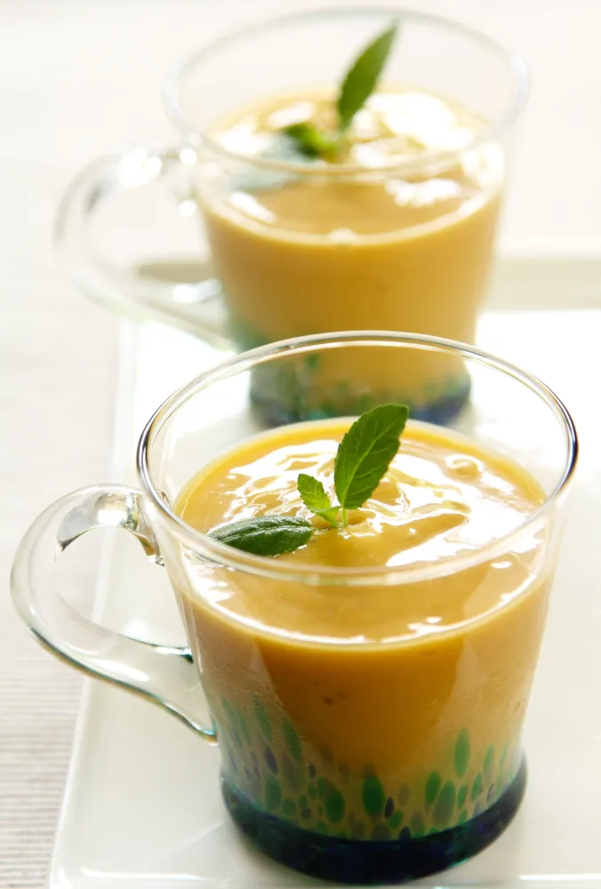 Smoothie tropical (mangue-banane)