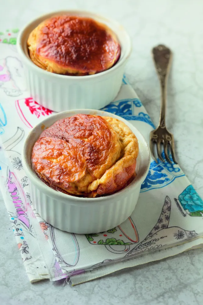 Soufflé de foie gras à la poudre de pain d'épices