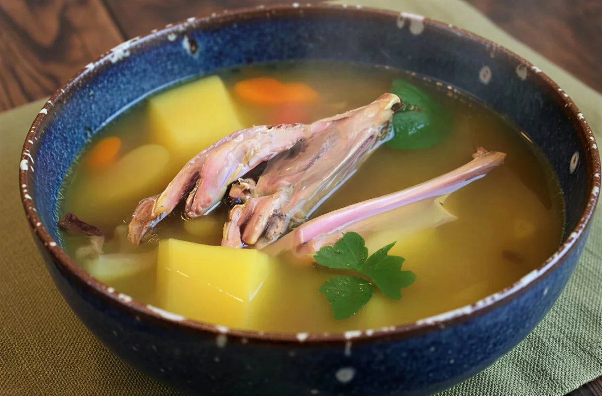 Soupe à la carcasse d'oie